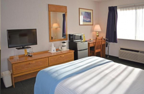 Americas Best Value Inn & Suites - Tahquamenon Country